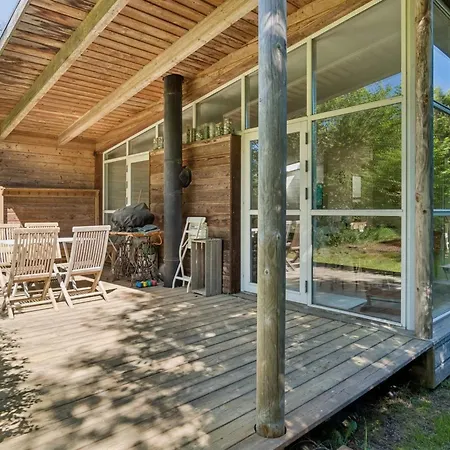 Nyaraló Ellenora - 1-7km From The Sea By Interhome